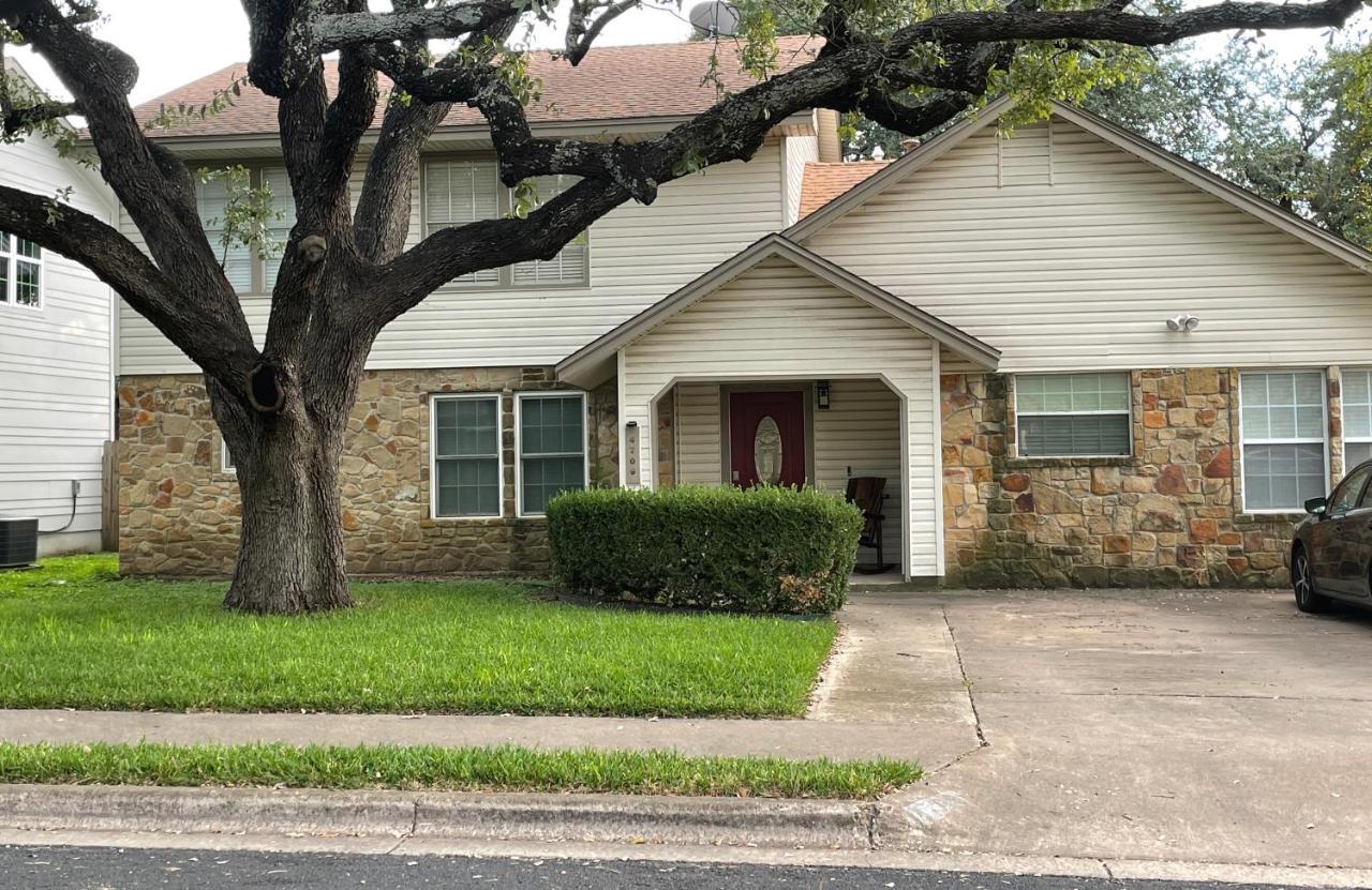 Atx North- Private Room And Bathroom In Quiet Neighborhood Austin Exterior photo